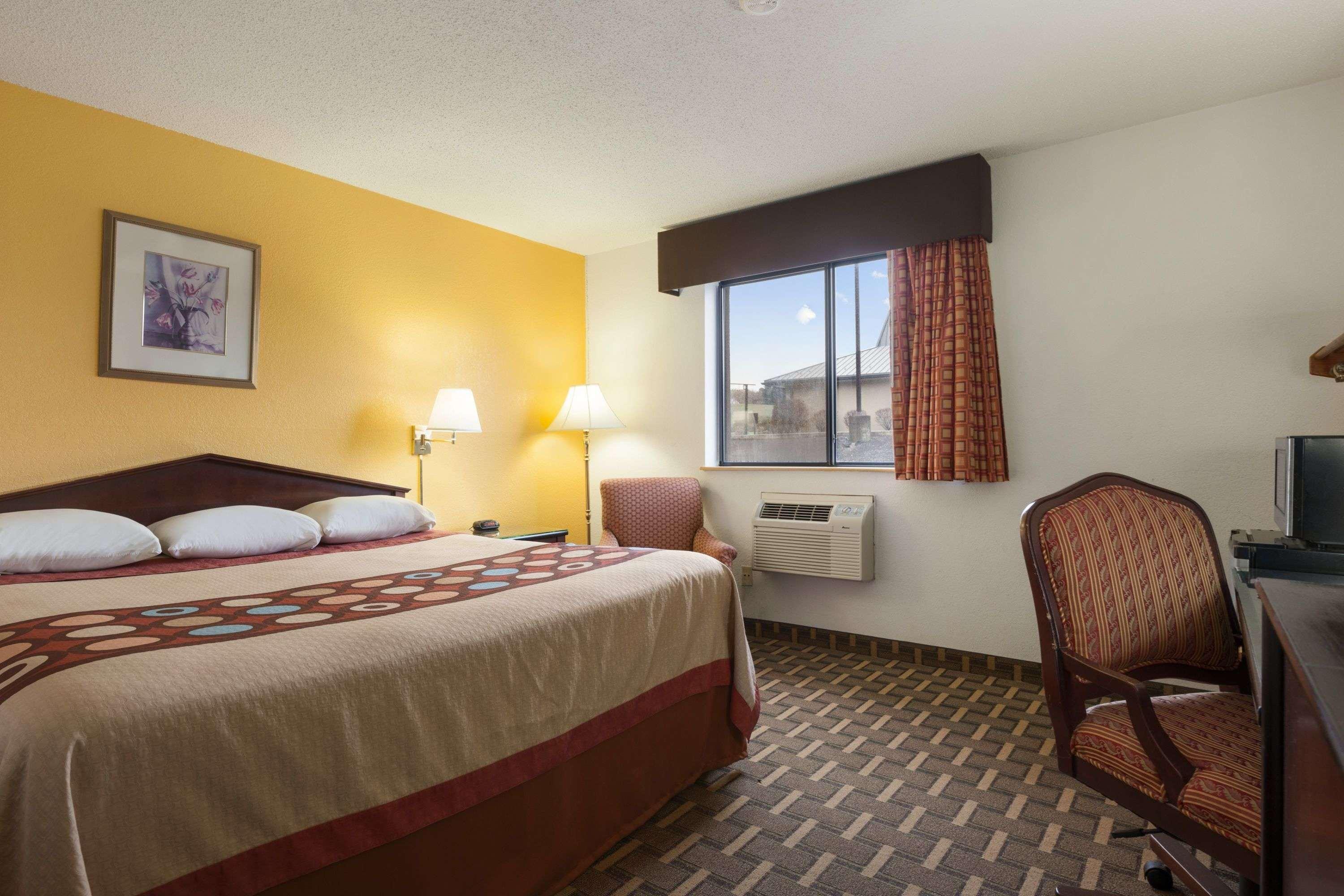 Brookville Inn Экстерьер фото