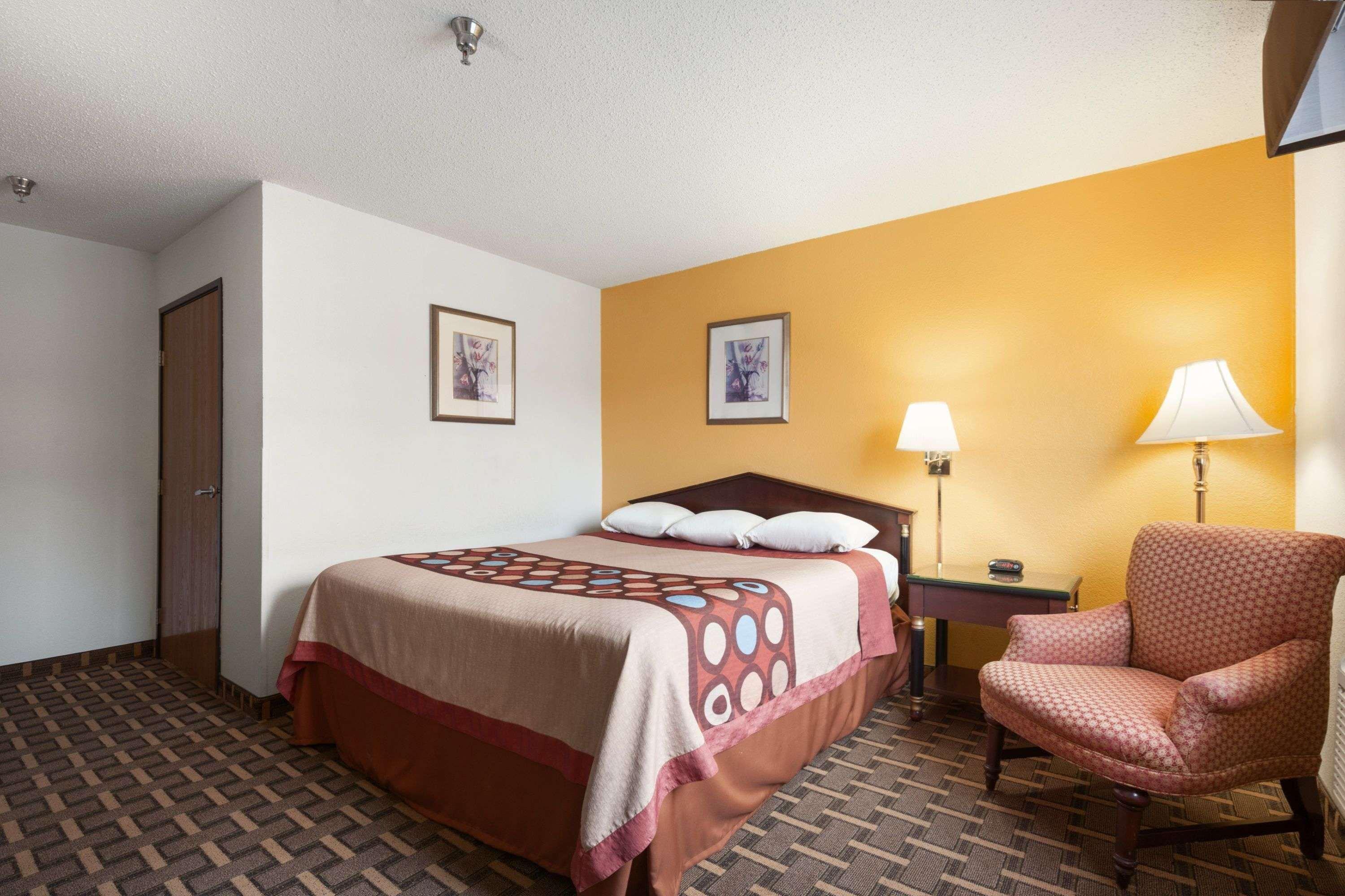 Brookville Inn Экстерьер фото