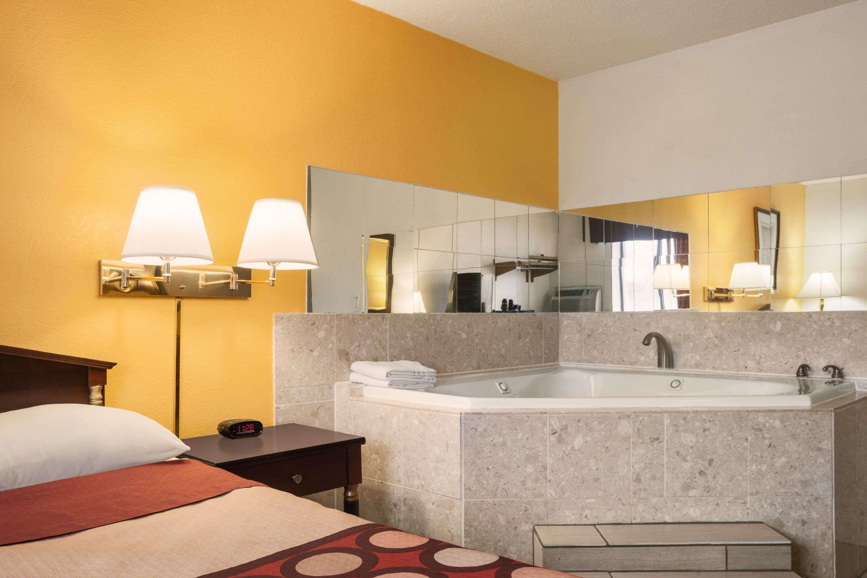 Brookville Inn Экстерьер фото