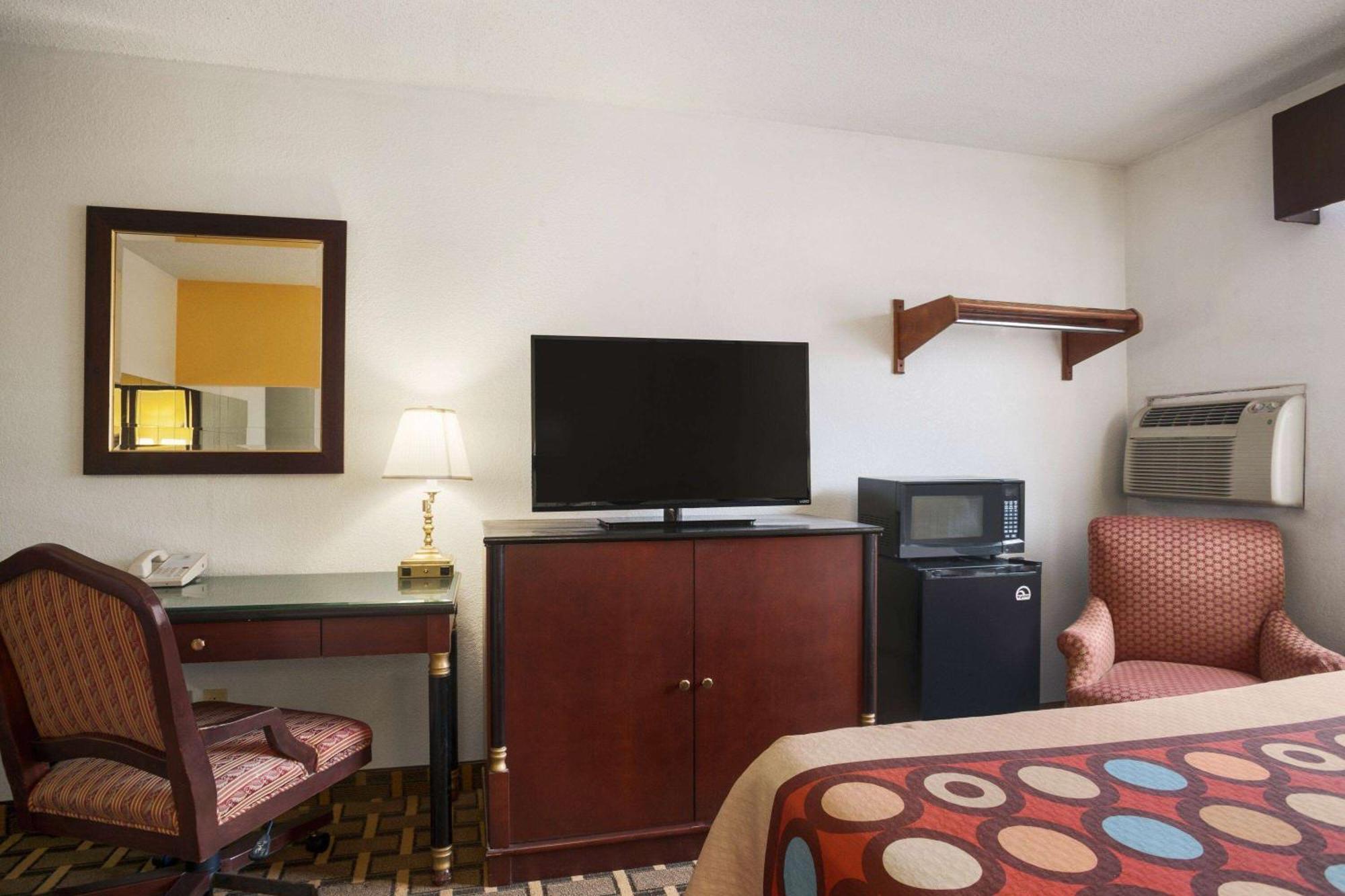 Brookville Inn Экстерьер фото